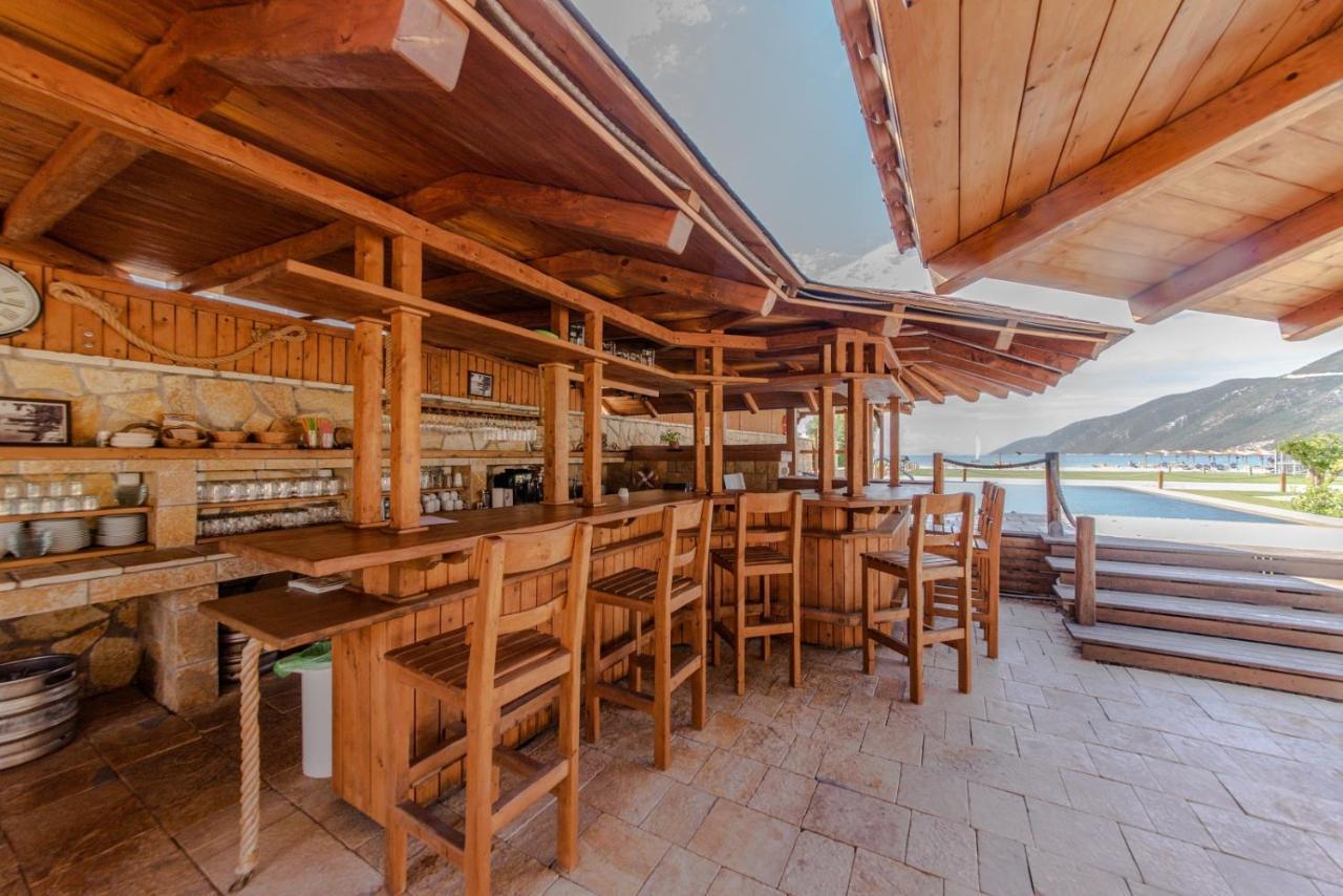 Seaside Resort Vasiliki Exterior photo