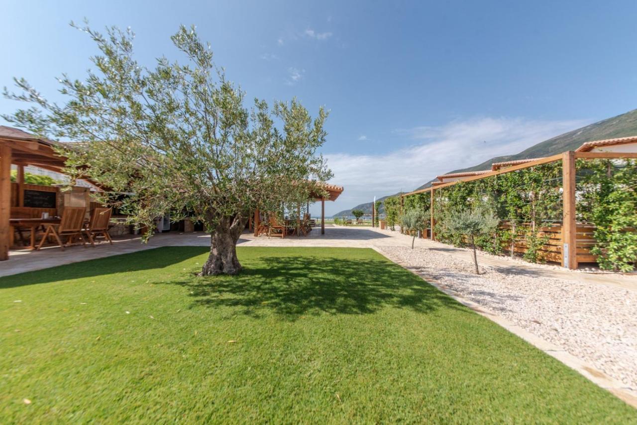 Seaside Resort Vasiliki Exterior photo